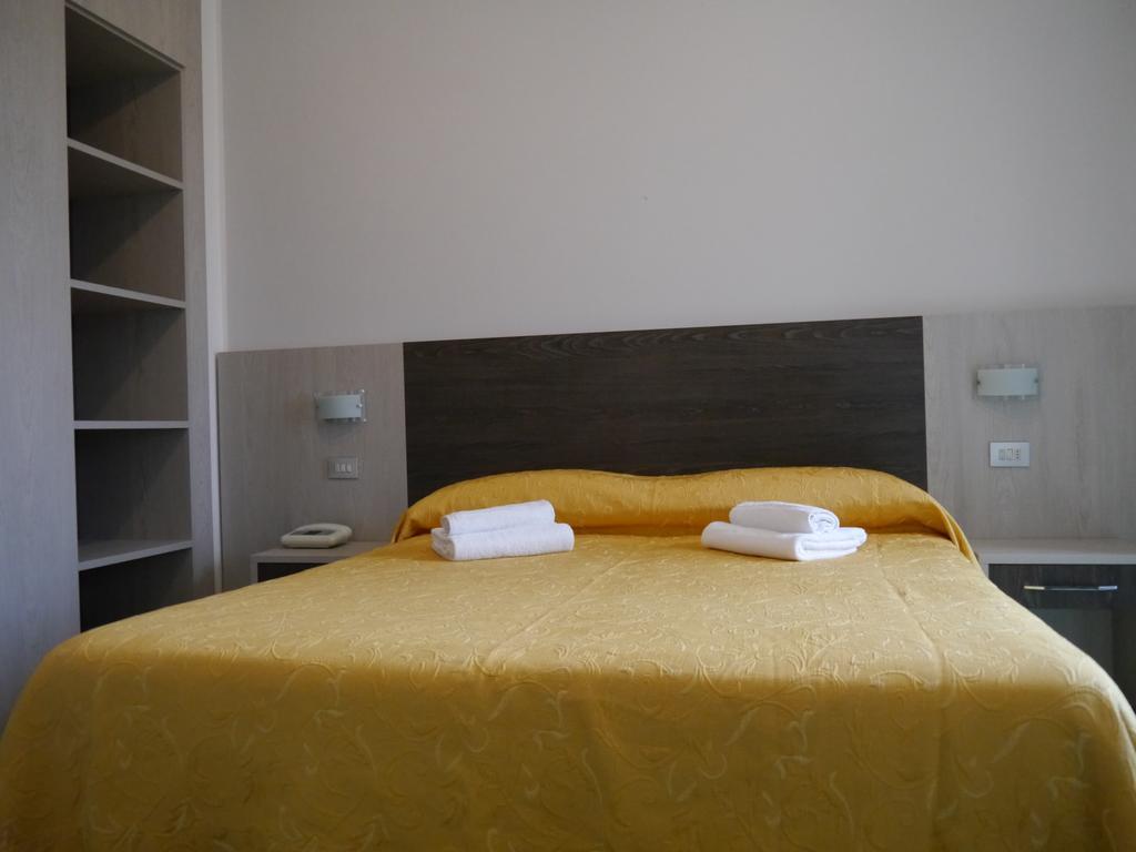 Hotel Monaco - Parcheggio Incluso Min 2 Gg Milano Marittima Luaran gambar