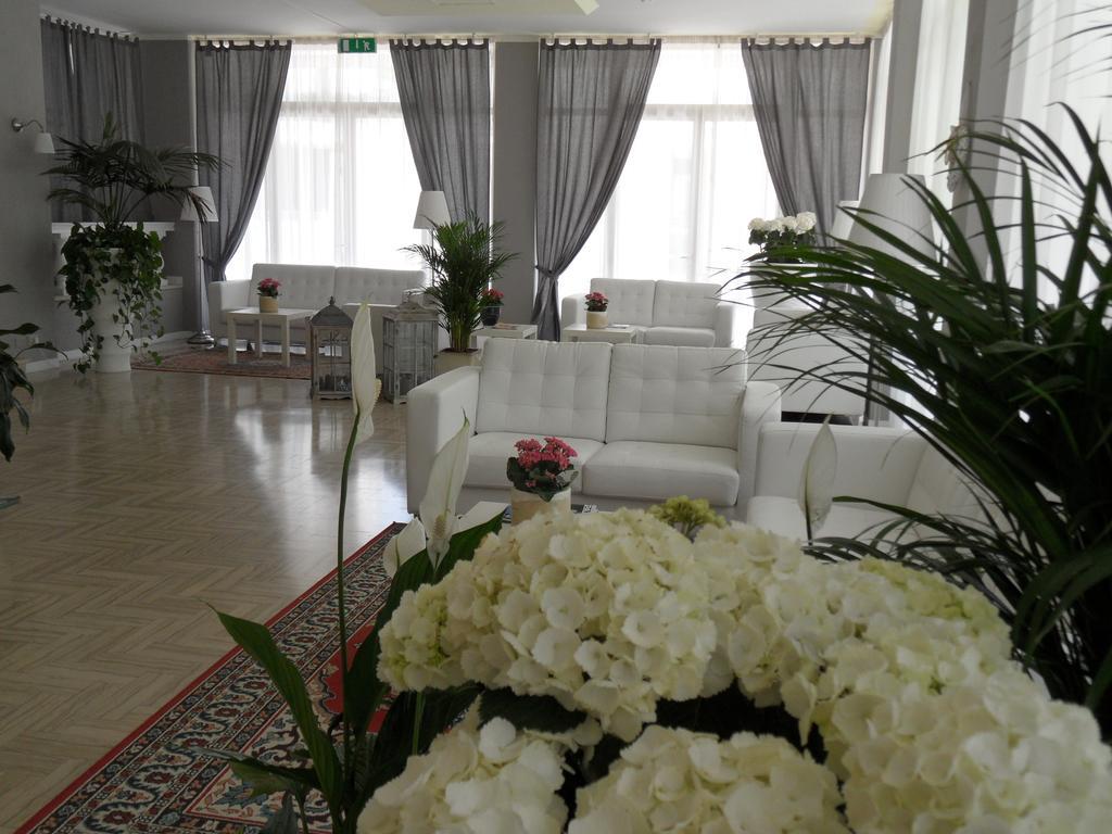 Hotel Monaco - Parcheggio Incluso Min 2 Gg Milano Marittima Luaran gambar