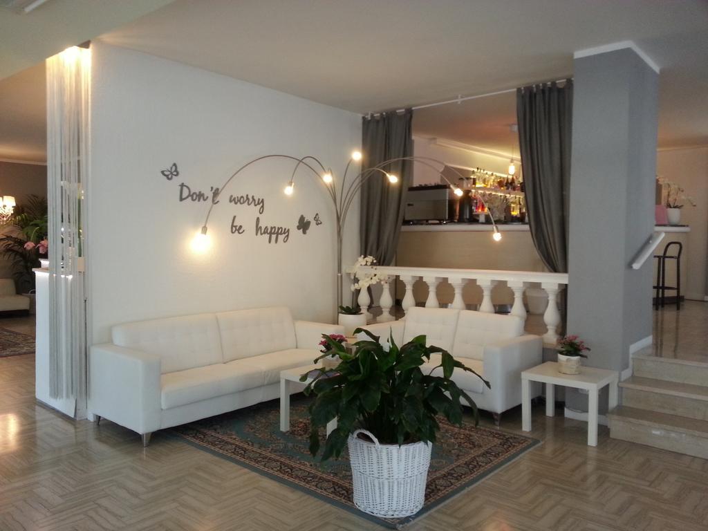 Hotel Monaco - Parcheggio Incluso Min 2 Gg Milano Marittima Luaran gambar