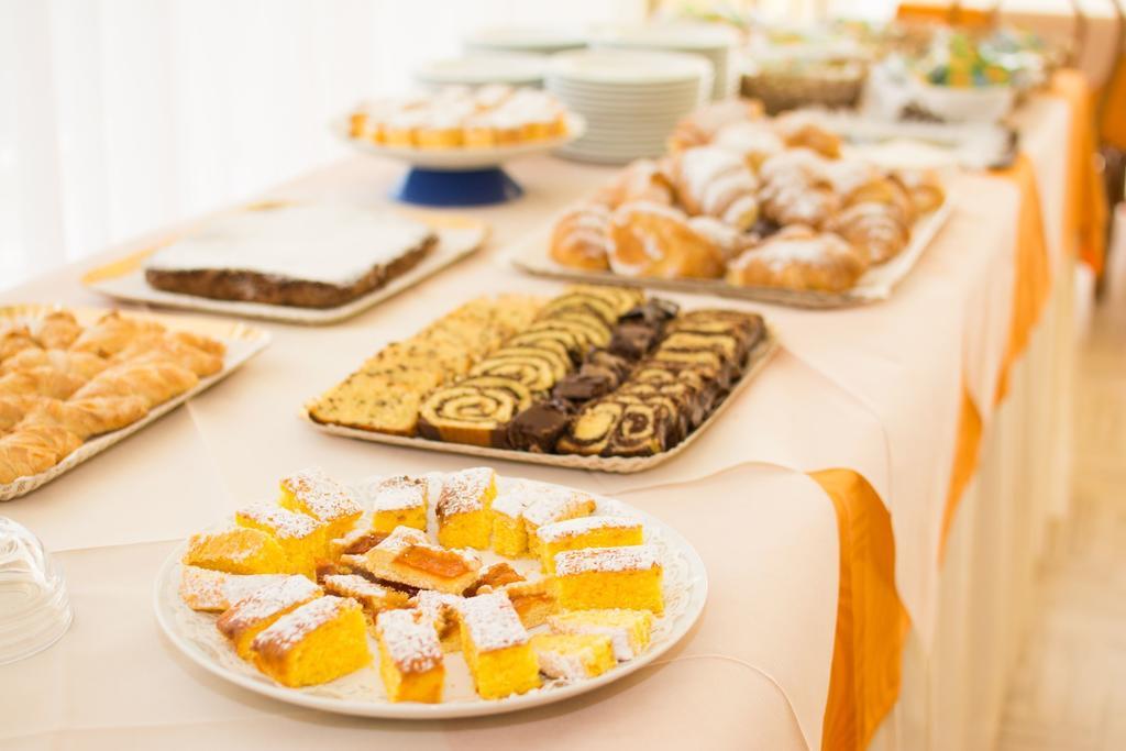 Hotel Monaco - Parcheggio Incluso Min 2 Gg Milano Marittima Luaran gambar